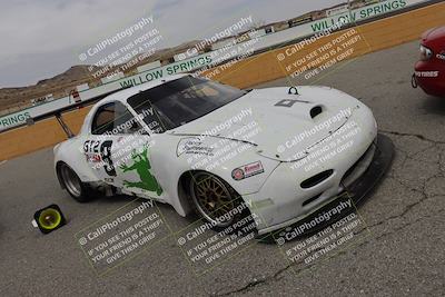 media/Jun-01-2025-CalClub SCCA (Sun) [[eae223c5dd]]/Around pit/